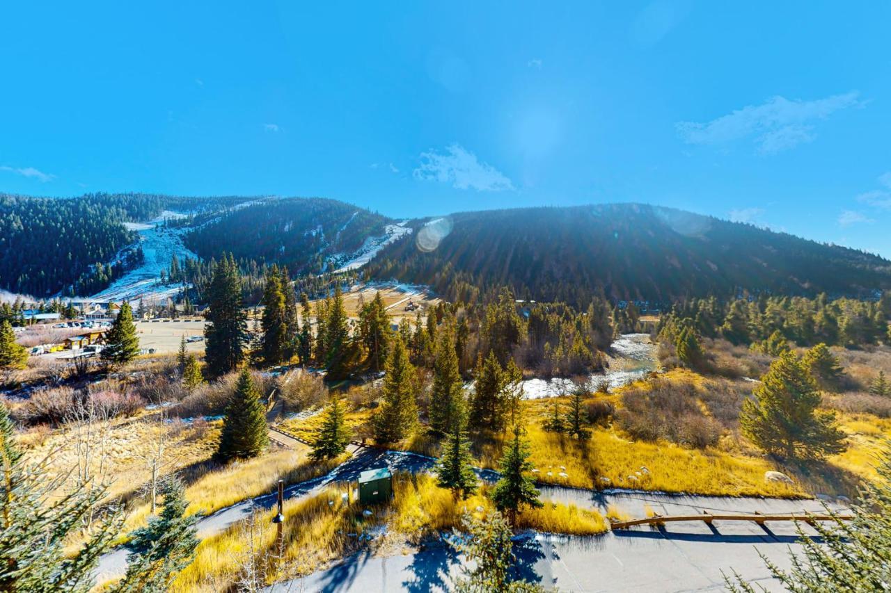 Hidden River Hideaway Condos キーストーン 部屋 写真
